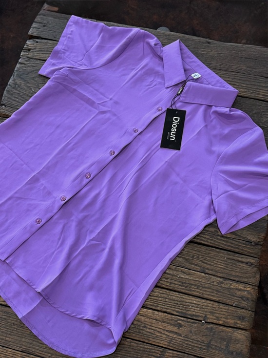 Diosun Tops - NWT Lavender Purple Short-Sleeve Button Shirt Womens Size Large